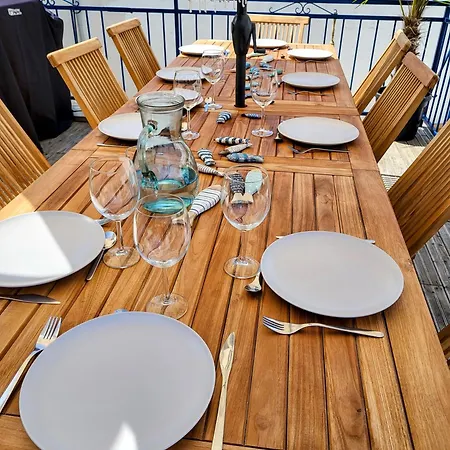 Ici Et Ailleurs, Entre Et Foret