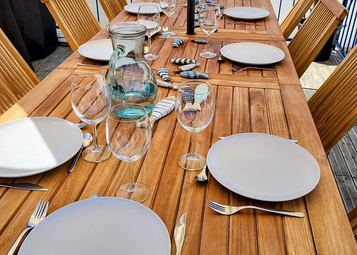 Ici Et Ailleurs, Entre Et Foret